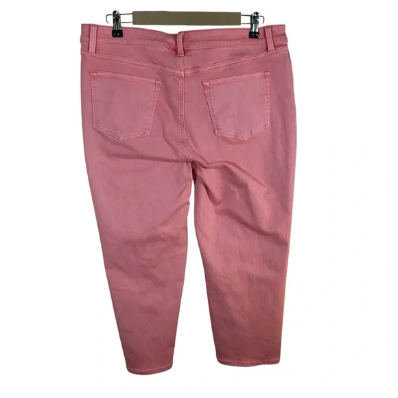 Talbots Straight Leg Crop Women’s Pink Denim Cropped Jeans. Size 14P - Picture 2 of 5